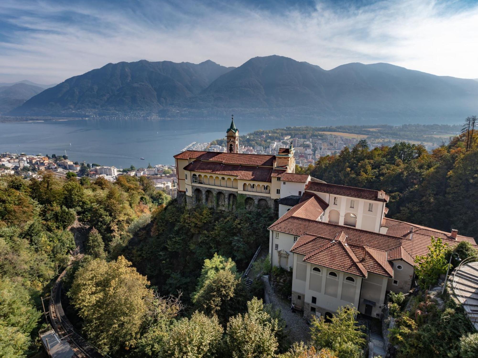 Apartment Torre Tessuti Apt-City Stay By Interhome Locarno Exterior foto